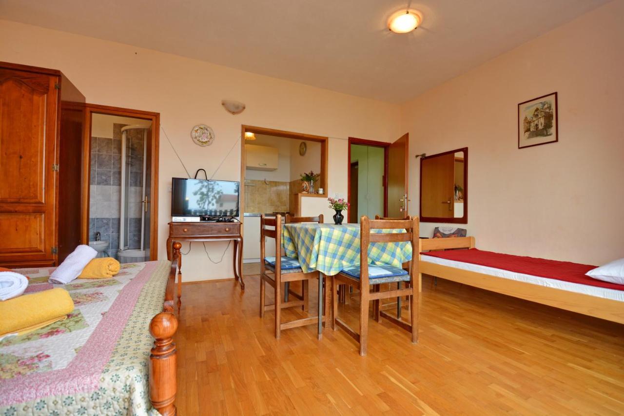 Apartmani Irena Ciovo Trogir Exterior photo